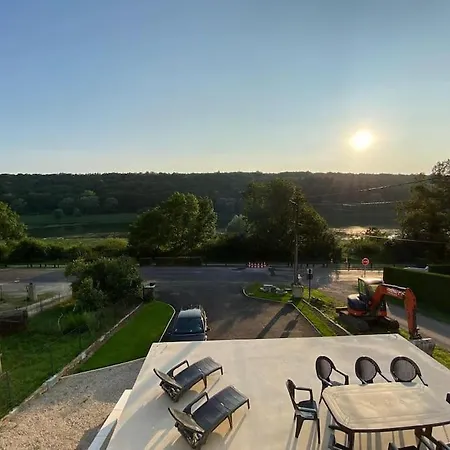 La Maison Du Lac Holiday home
